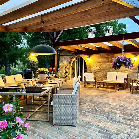 Villa Your All Season Paradise In Italy, Tergi, Sea View Monte Canepino